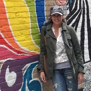 Meet your Posher, Laura